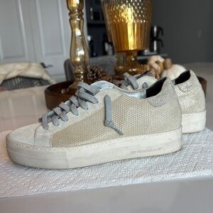 P448 Stylish Women's Sneakers in Gold and Cream